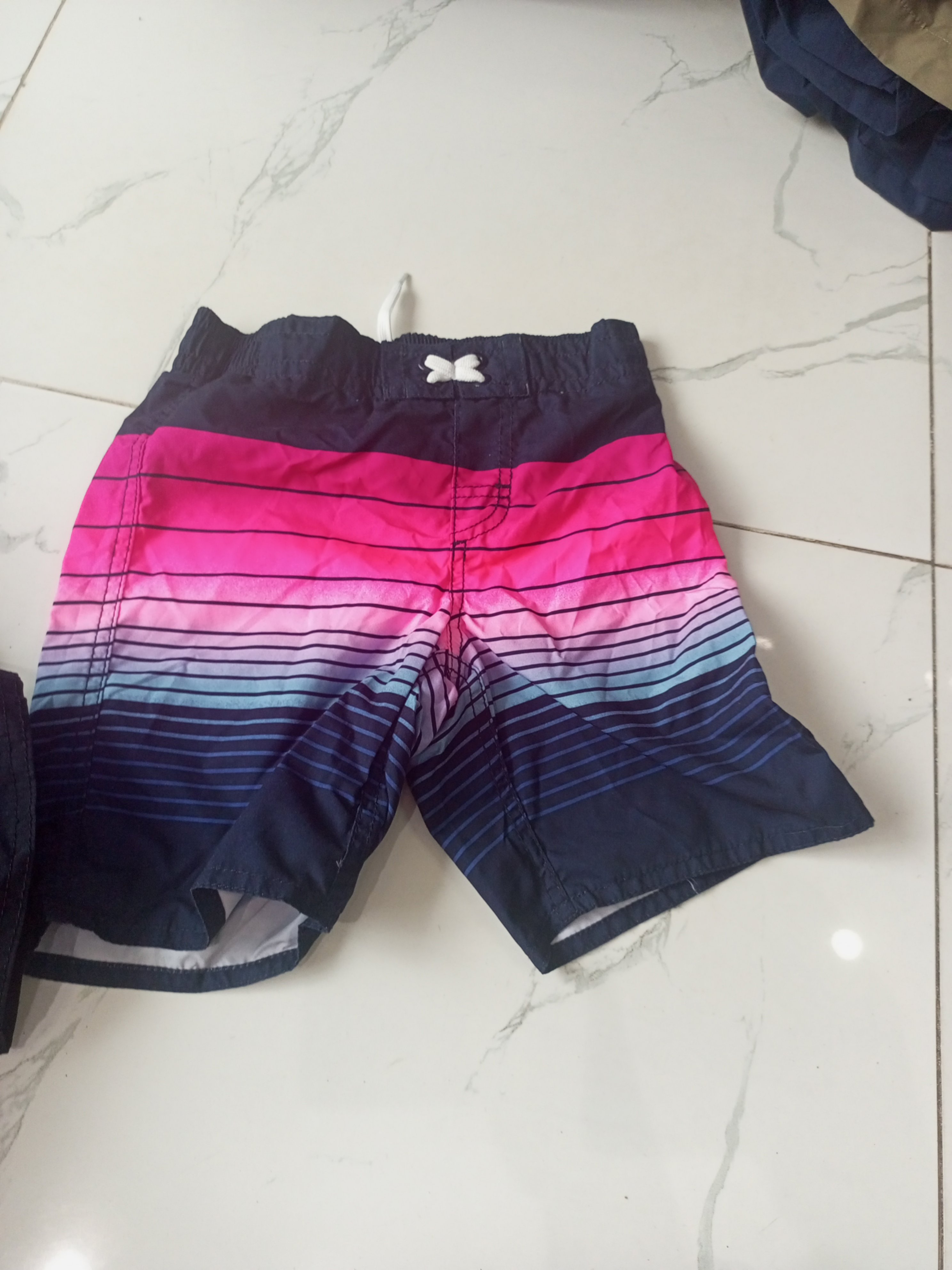 Quần bơi kid Oldnavy
