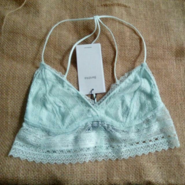 Bralette Bershka -02
