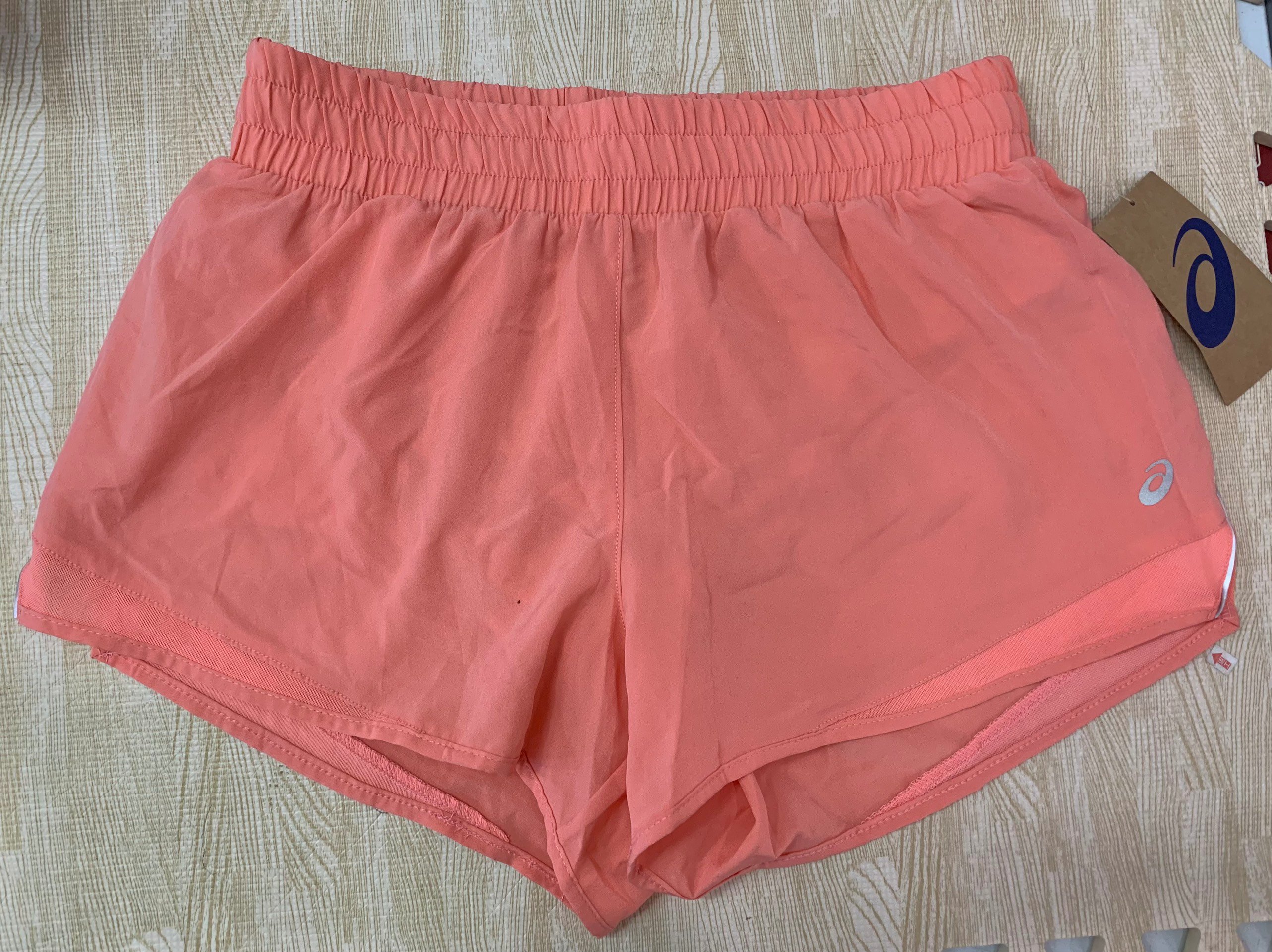 Quần short nữ Asicsss, hàng xuất xịn