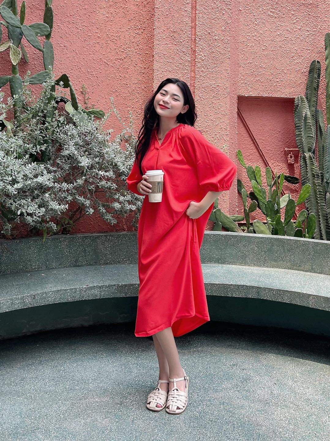 Đầm Mogg, xuất hàn