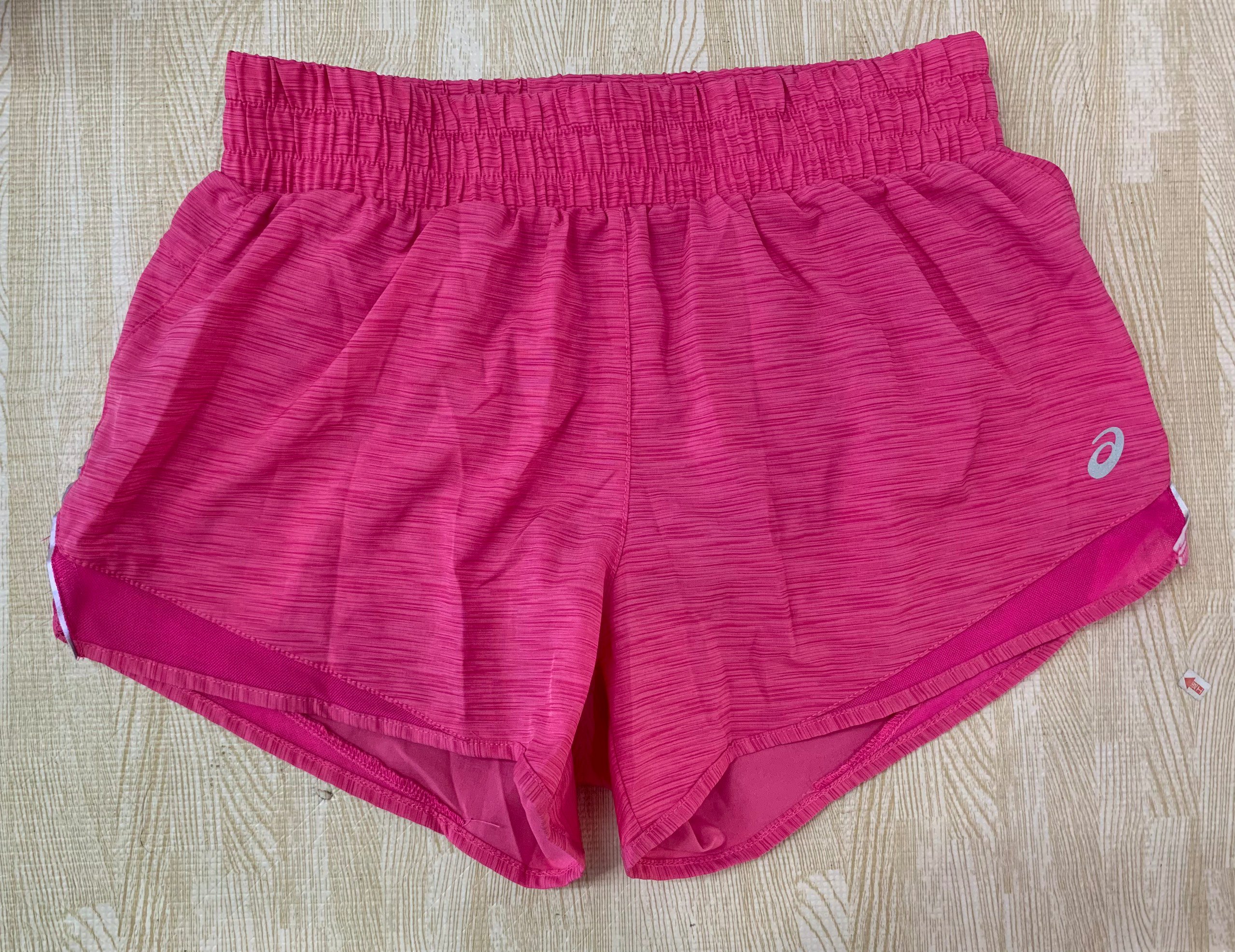 Quần short nữ Asicsss, hàng xuất xịn