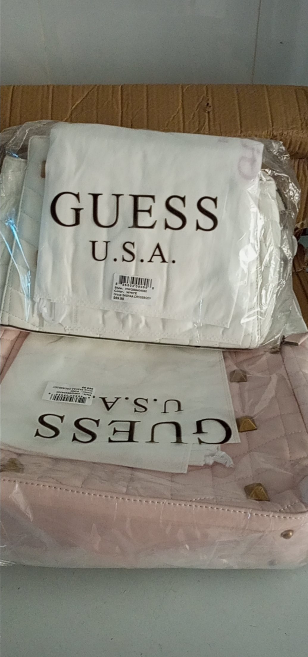 túi guess vp tán đinh