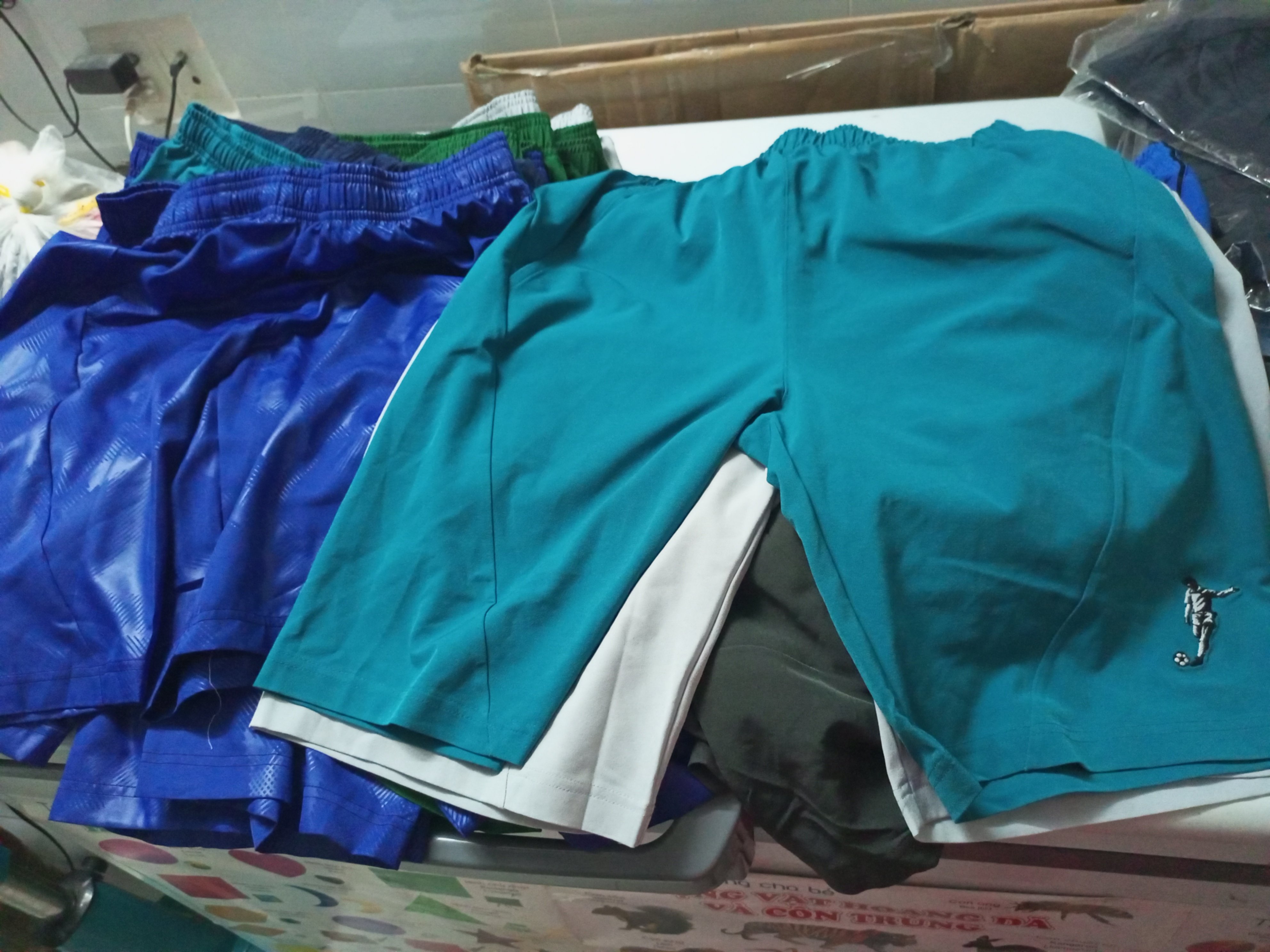 Quần short nam football