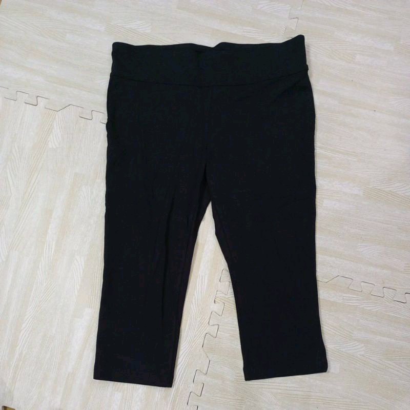 SALE- Quần legging lửng cotton, hàng xuất xịn