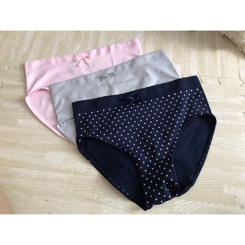 Set 3 quần lót Primark seamless, hàng xuất xịn