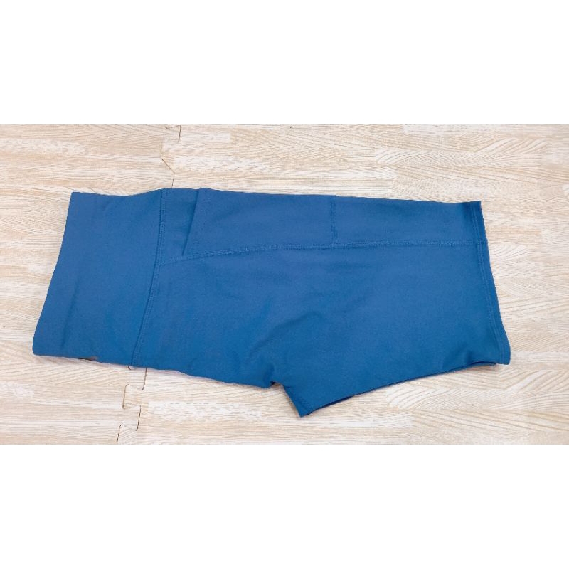 Quần biker / legging lửng Ske.chers, hàng xuất xịn