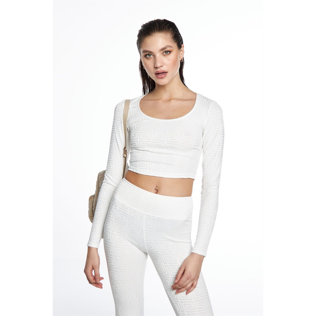 Áo croptop dài tay Amisu, hàng xuất xịn