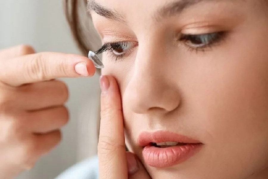 Các loại kính áp tròng tốt và được sử dụng phổ biến hiện nay