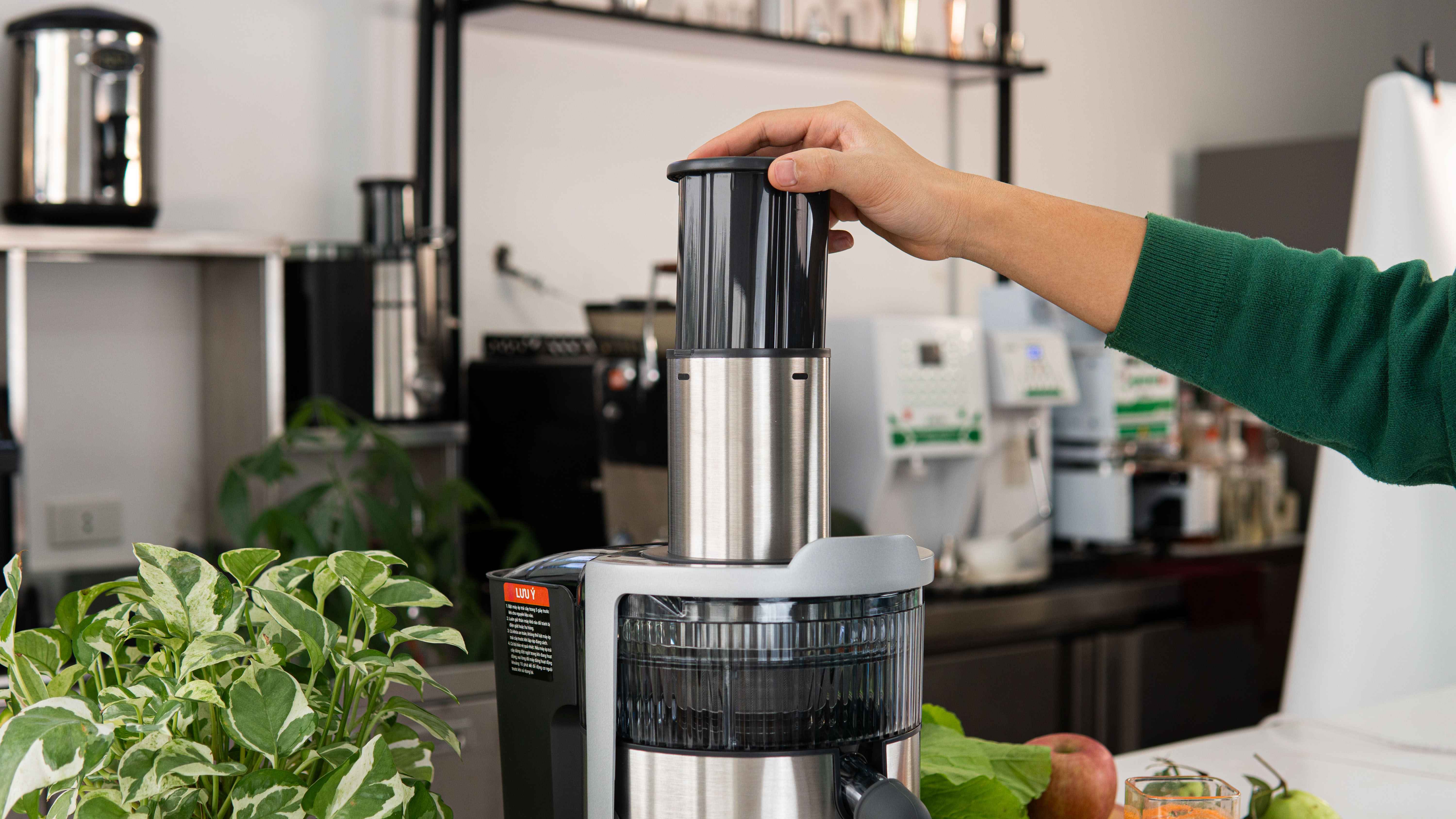 Máy ép trái cây Uniblend SS-83