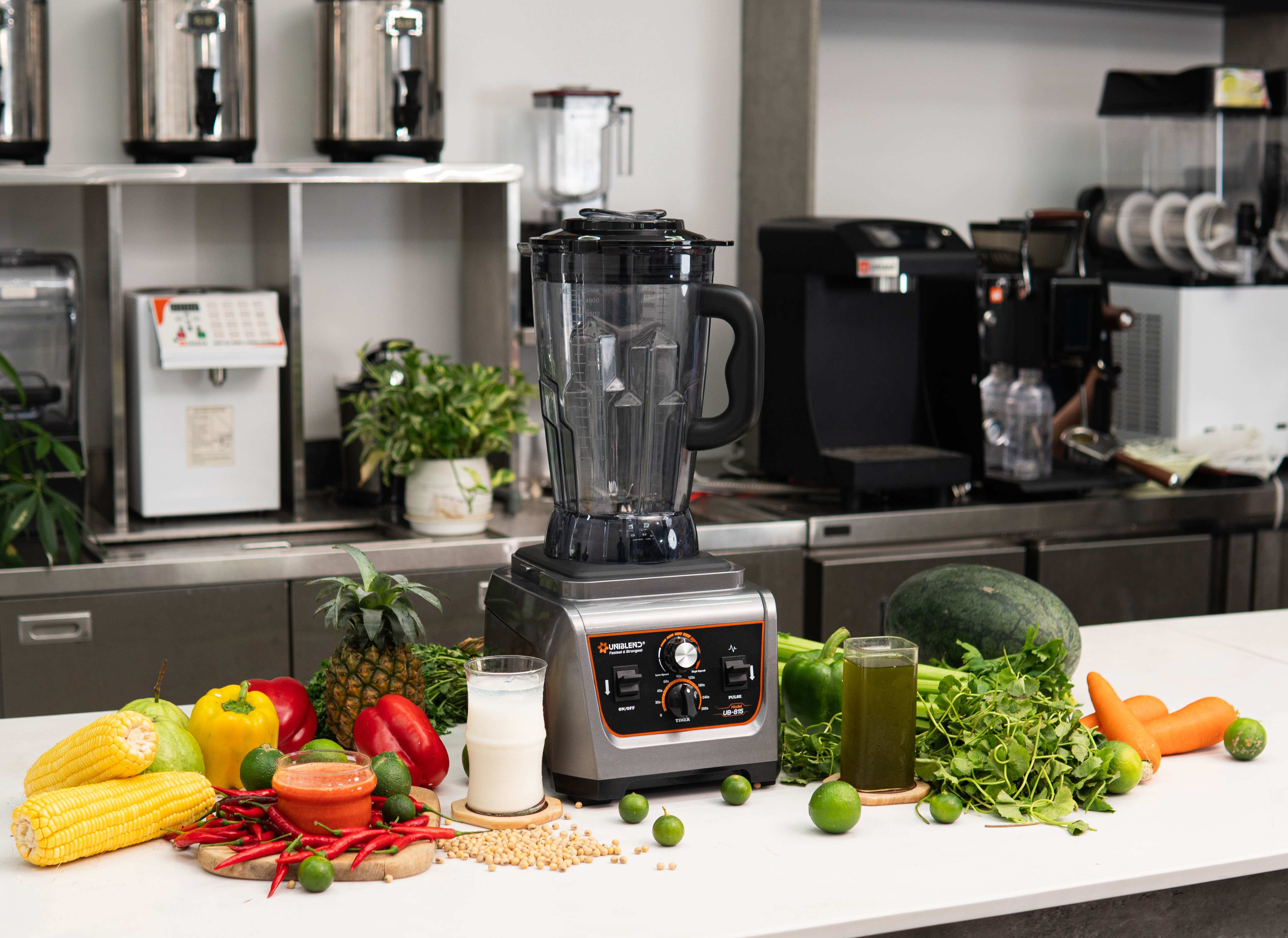 Máy xay công nghiệp Uniblend UB-815 cối 5 Lít, xay cực khỏe