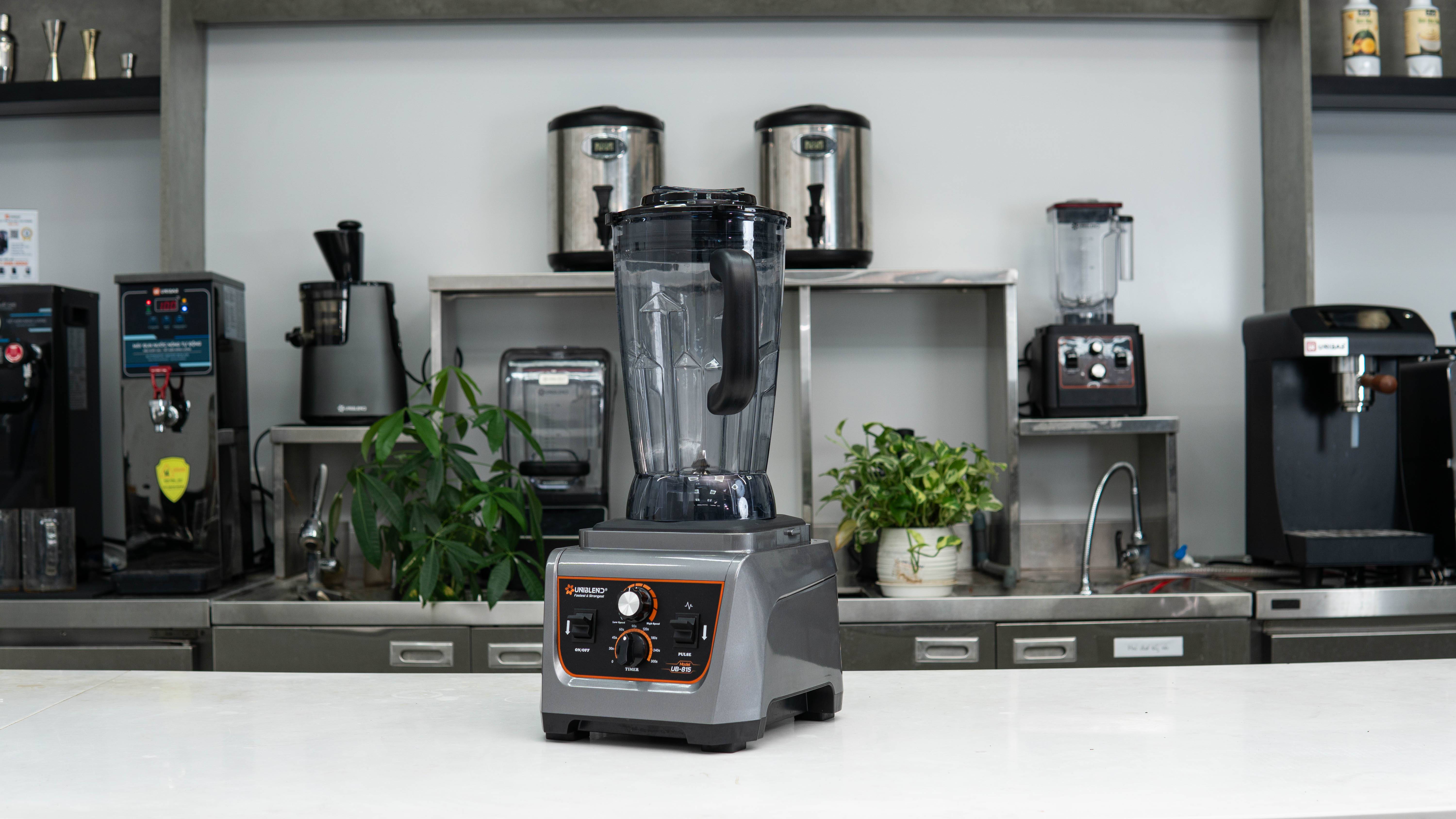 Máy xay công nghiệp Uniblend UB-815 cối 5 Lít, xay cực khỏe