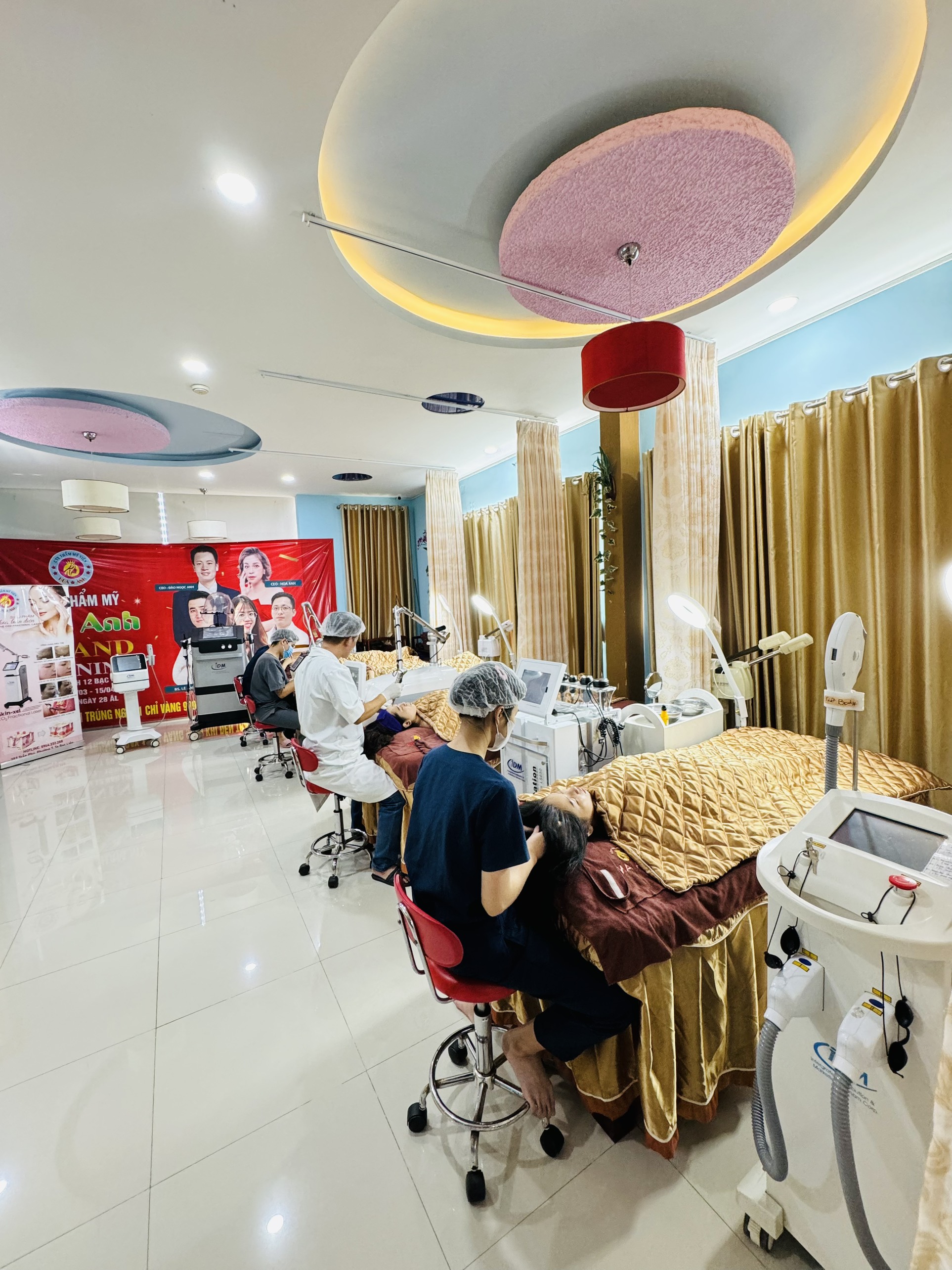 Khóa Học Chăm Sóc Da Chuyên Sâu: Bí Quyết Để Có Làn Da Khỏe Đẹp Tự Nhiên