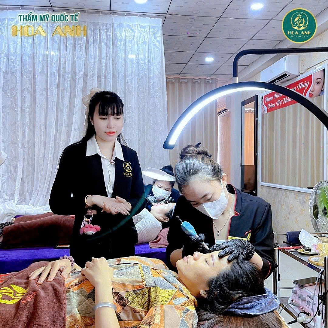 Khóa Học Phun Xăm Thẩm Mỹ Chuyên Nghiệp – Cơ Hội Bứt Phá Nghề Làm Đẹp