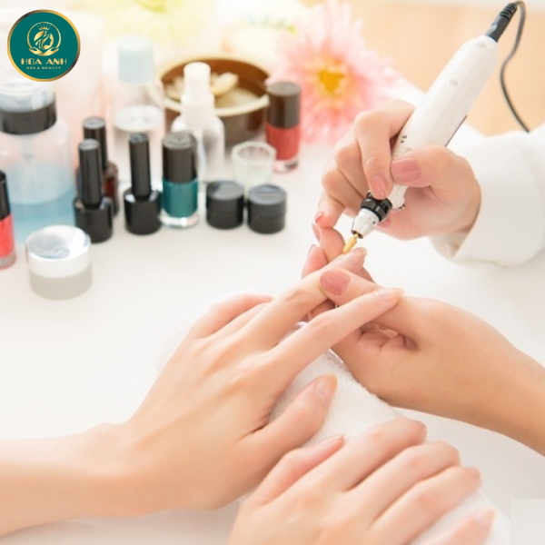 KHÓA HỌC NAIL CHUYÊN NGHIỆP - DÀNH CHO NGƯỜI MỚI BẮT ĐẦU