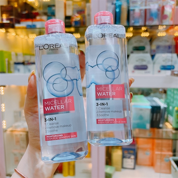 Tẩy trang Loreal hồng