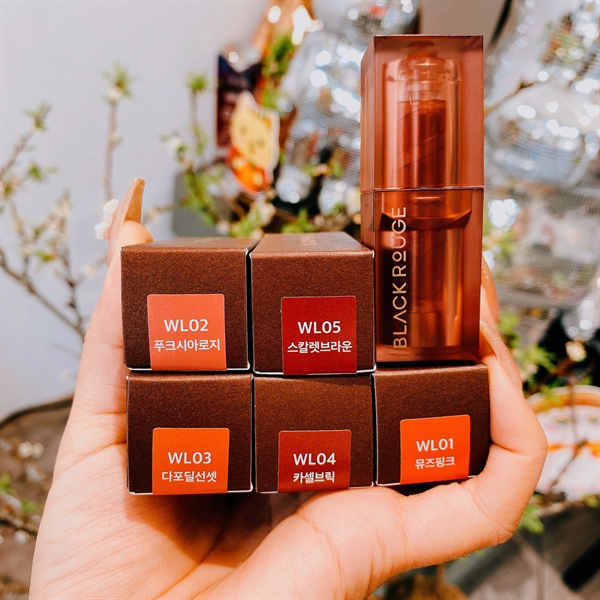 Son thỏi Blackrouge WL04