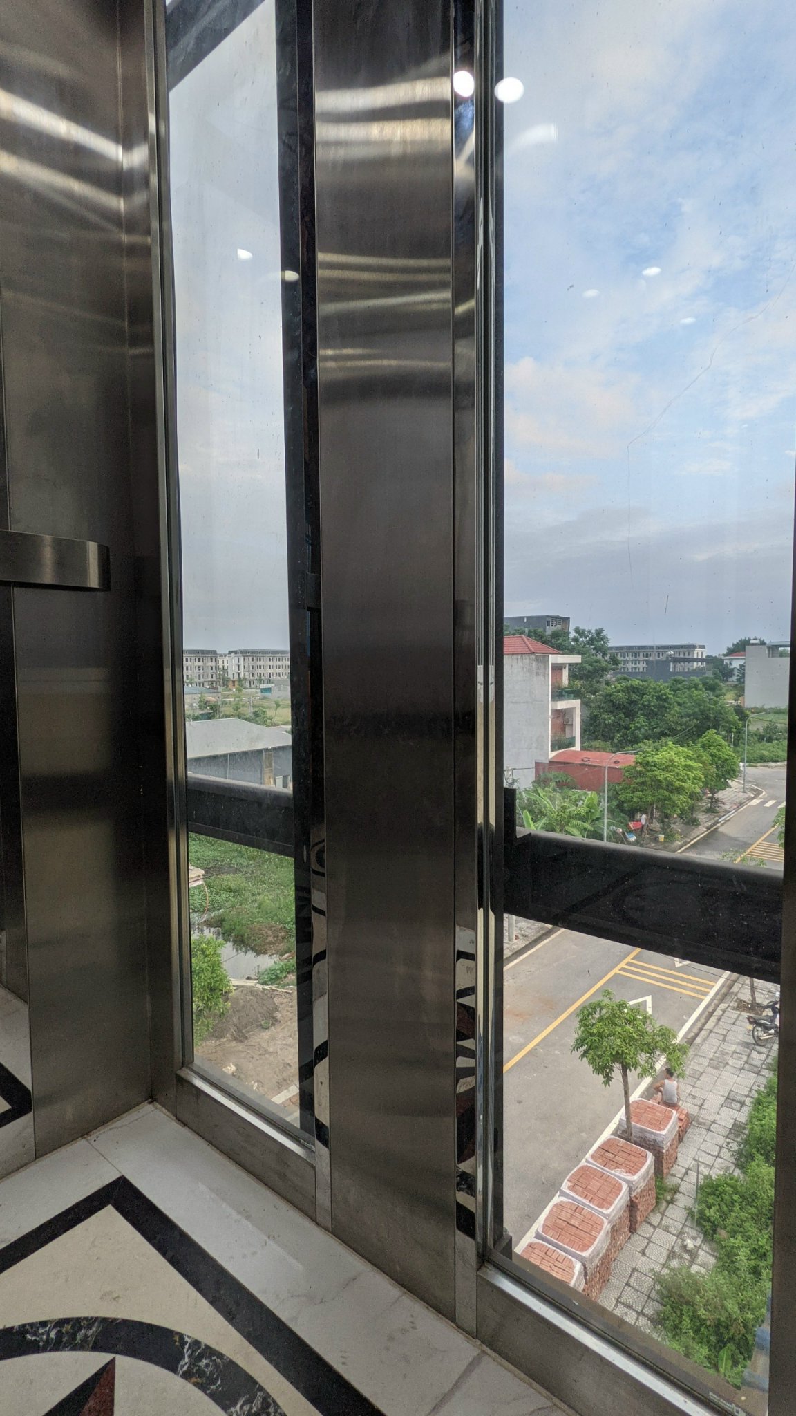 Chị Hoa-Vĩnh Tường