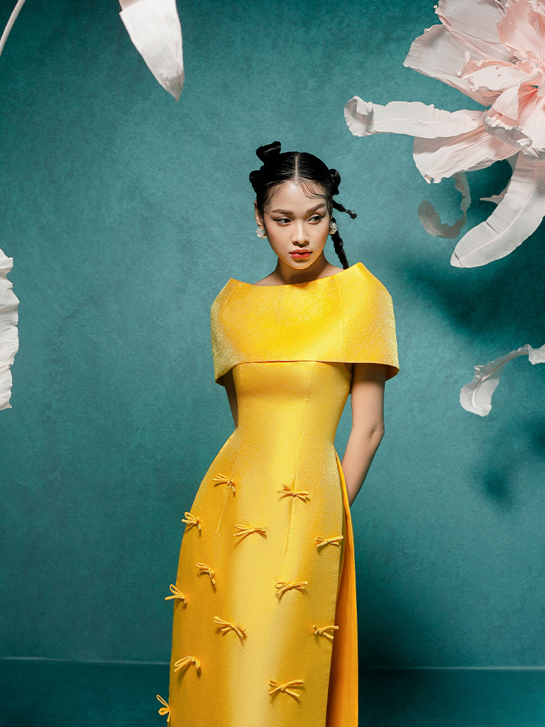 TET_24 Set áo dài tafta vàng XS