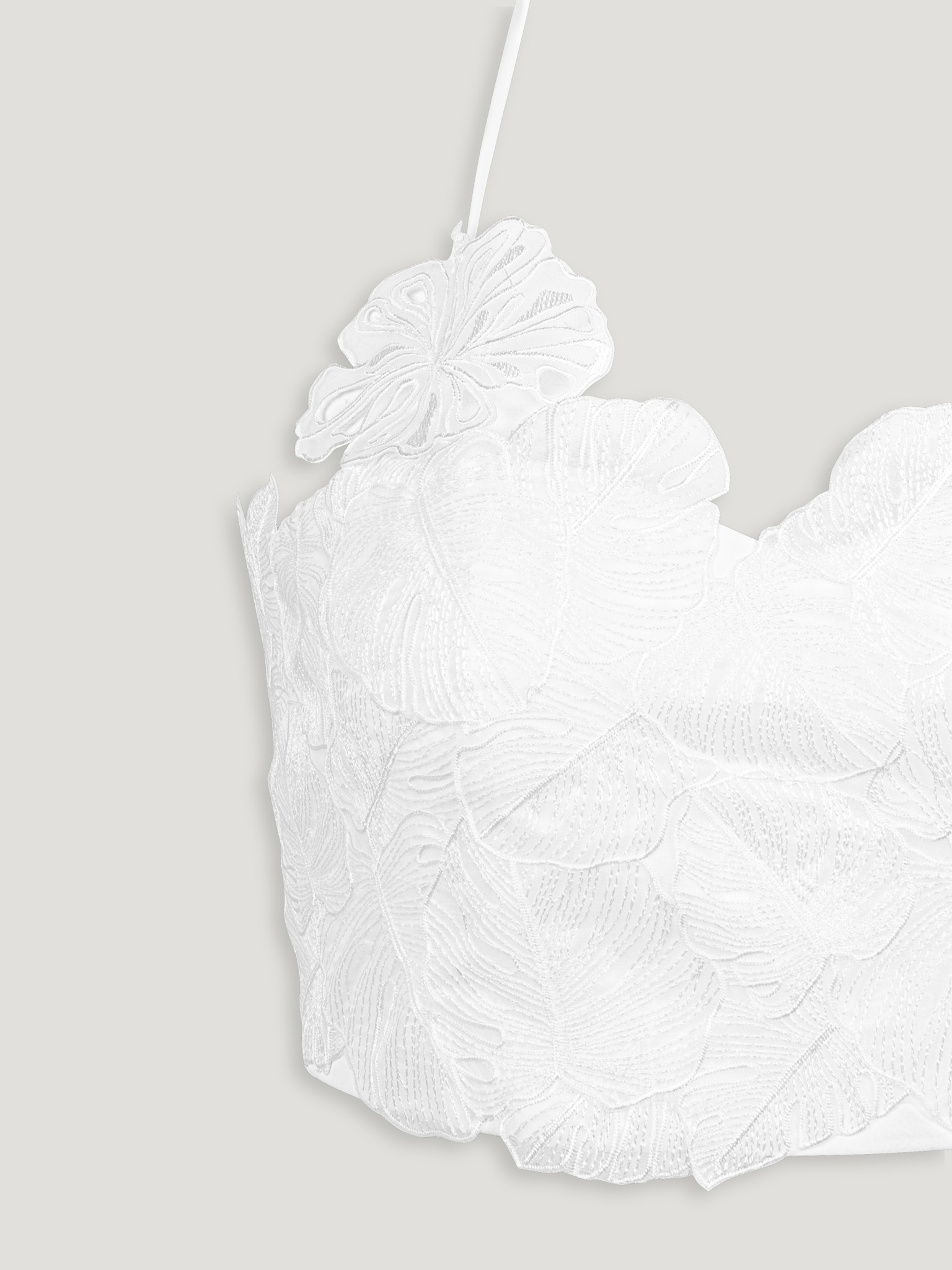 WHITE FLORAL CROPTOP