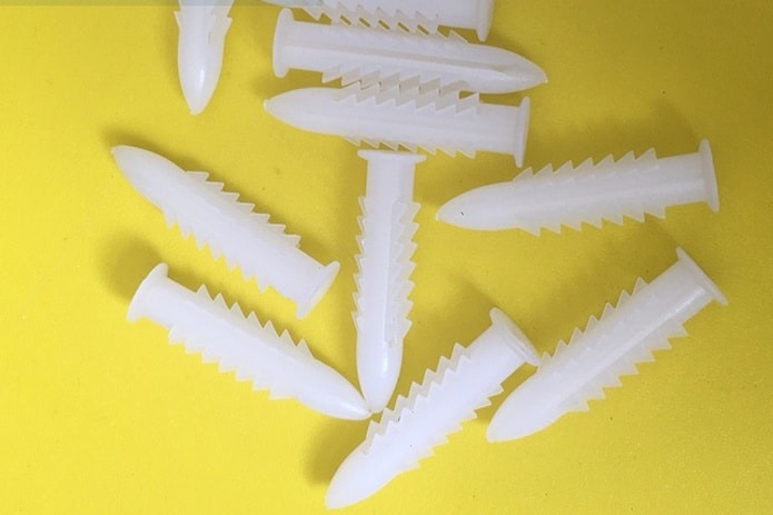 Tắc kê nở nhựa số 12