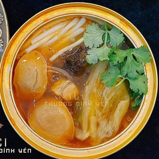Bát trân uy uy ngự thiên