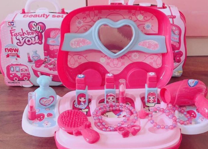 Top 7 món đồ chơi bé gái nên có, để giúp con kích thích trí thông minh