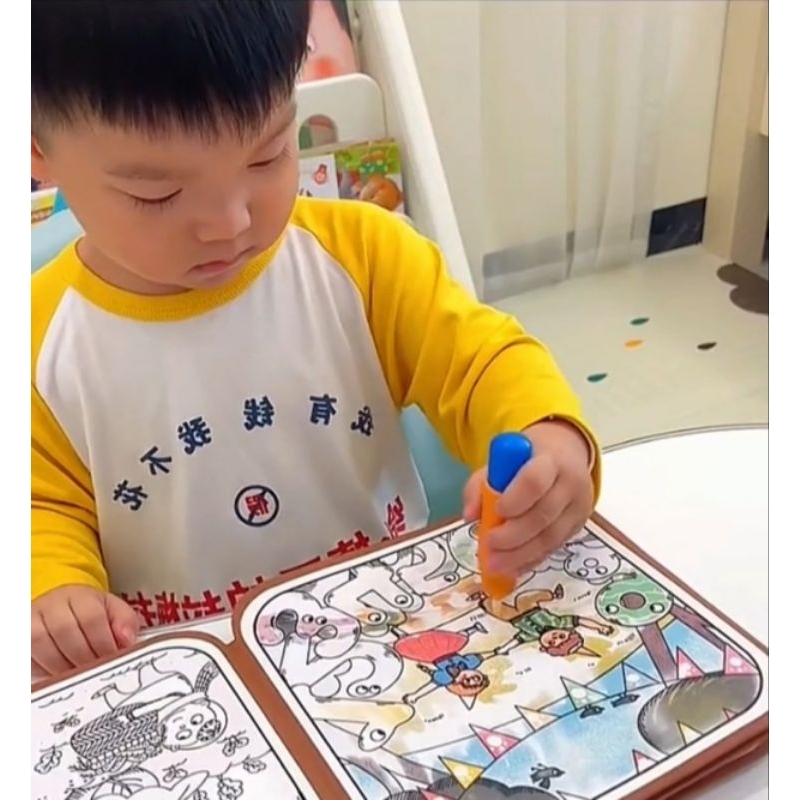 Sách ma thuật kèm bóc dán mã ZY2001(60 bộ/thùng)