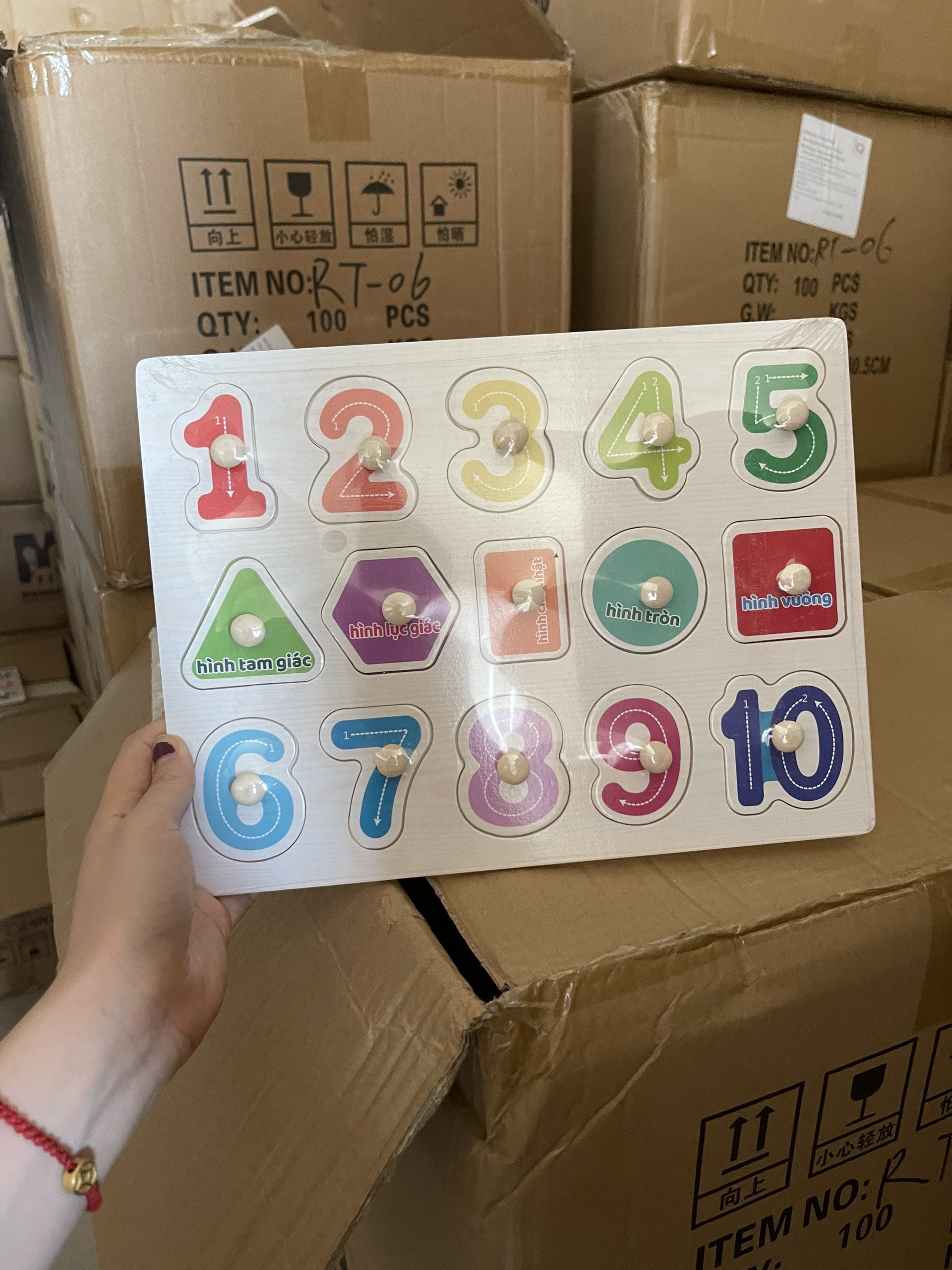 Bảng Núm Gỗ (100 bộ/thùng)