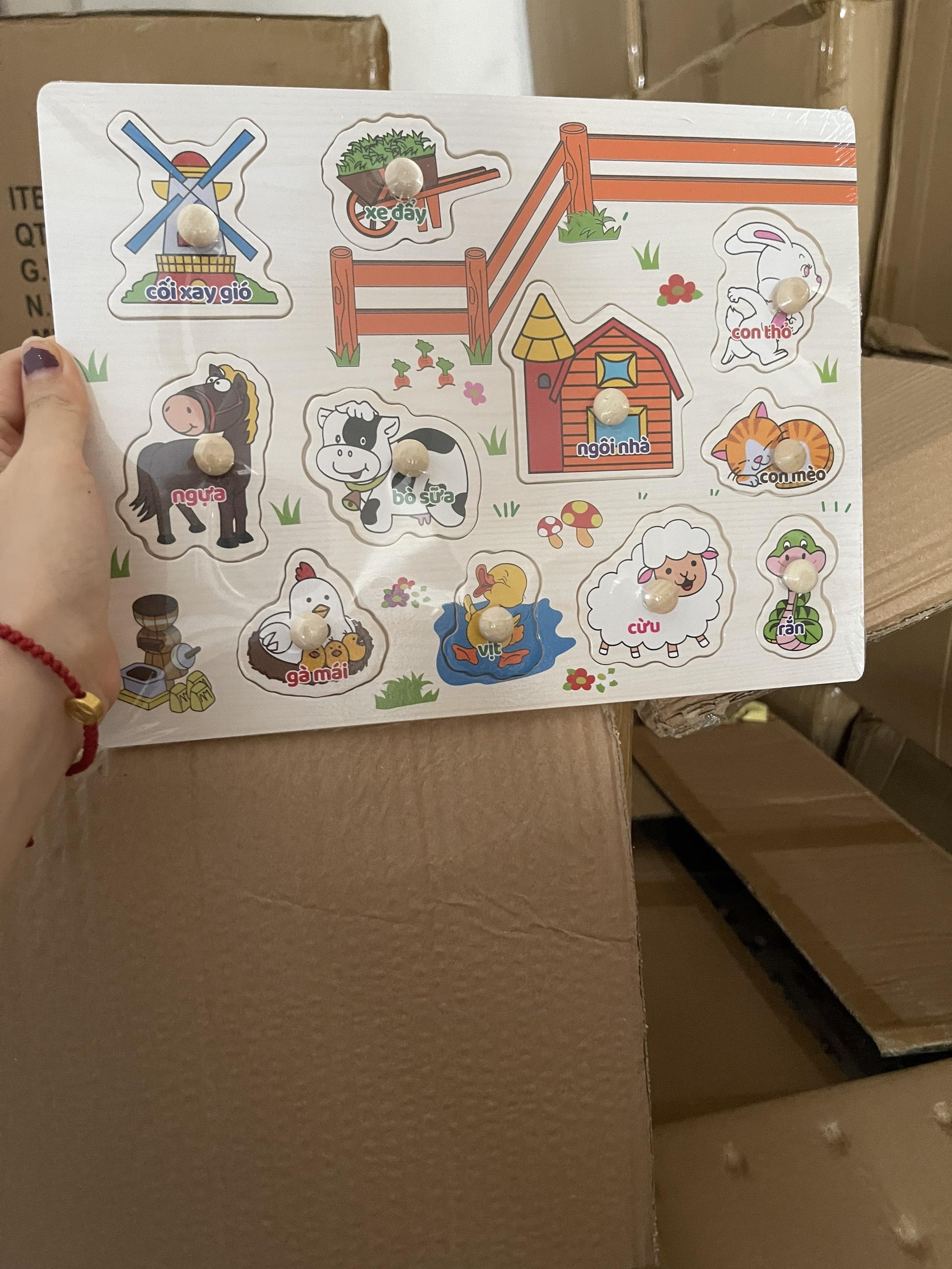 Bảng Núm Gỗ (100 bộ/thùng)