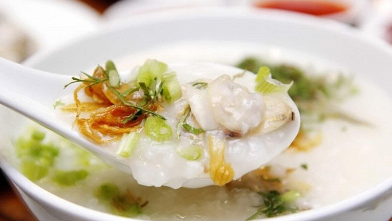 Mách bạn 2 cách nấu cháo hàu siêu ngon, bổ dưỡng