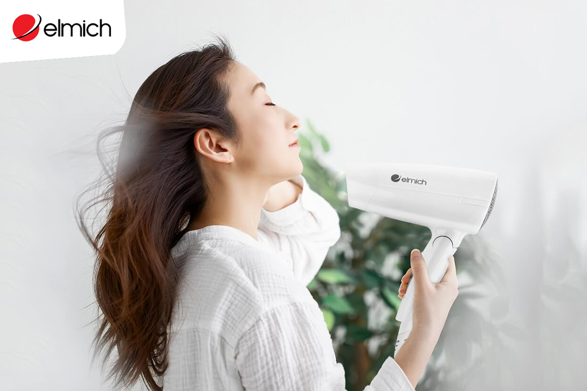 4 cách sấy tóc phồng đơn giản chuẩn salon chi tiết