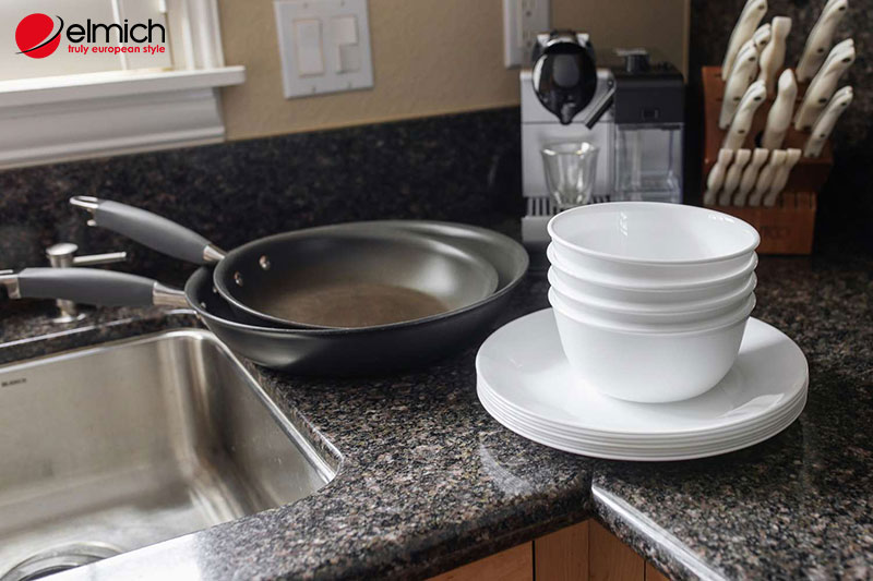Hình 5: Chảo mới mua về nên làm gì trước khi sử dụng thường xuyên?