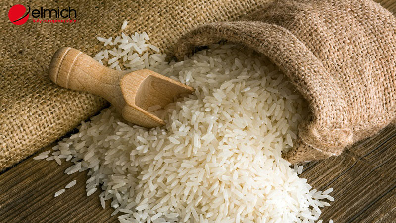 Hình 6: Chọn gạo ngon để cơm đảm bảo chất lượng