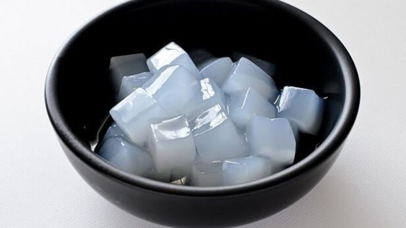 Nên trần qua nước để làm sạch hoàn toàn mùi khó chịu