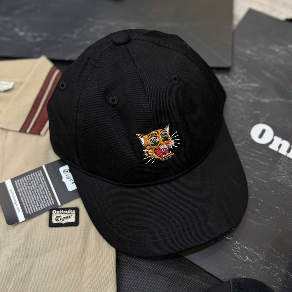 Nón Onitsuka Black