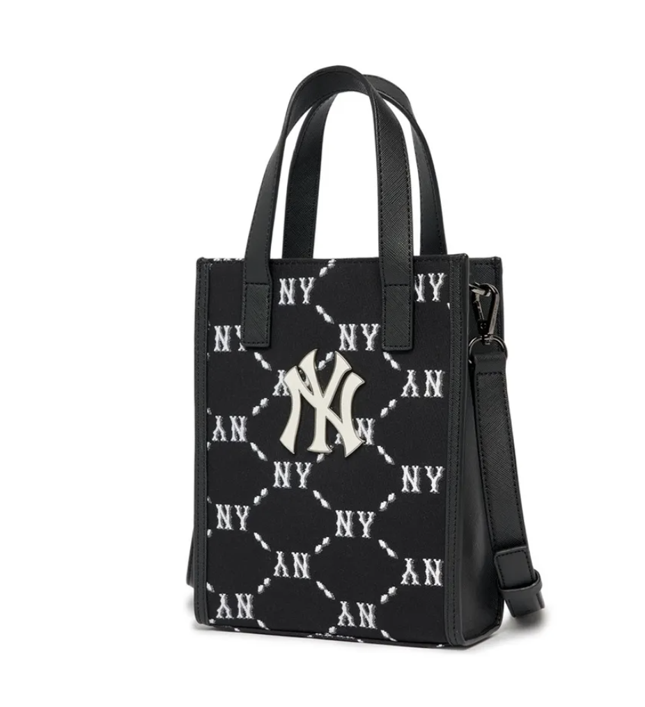 Túi MLB Dia Mono Jacquard Phone Pouch Black