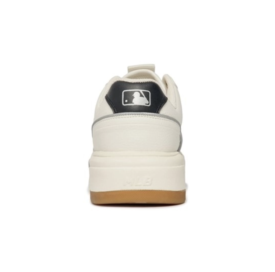 MLB Liner NY Trắng Gum