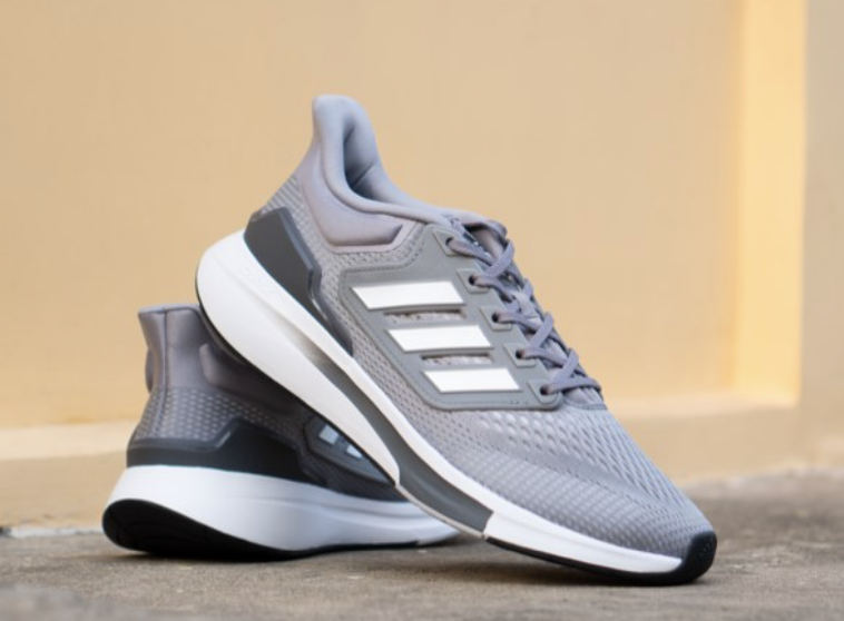 Giày chạy bộ Adidas EQ21 Grey White GW6723