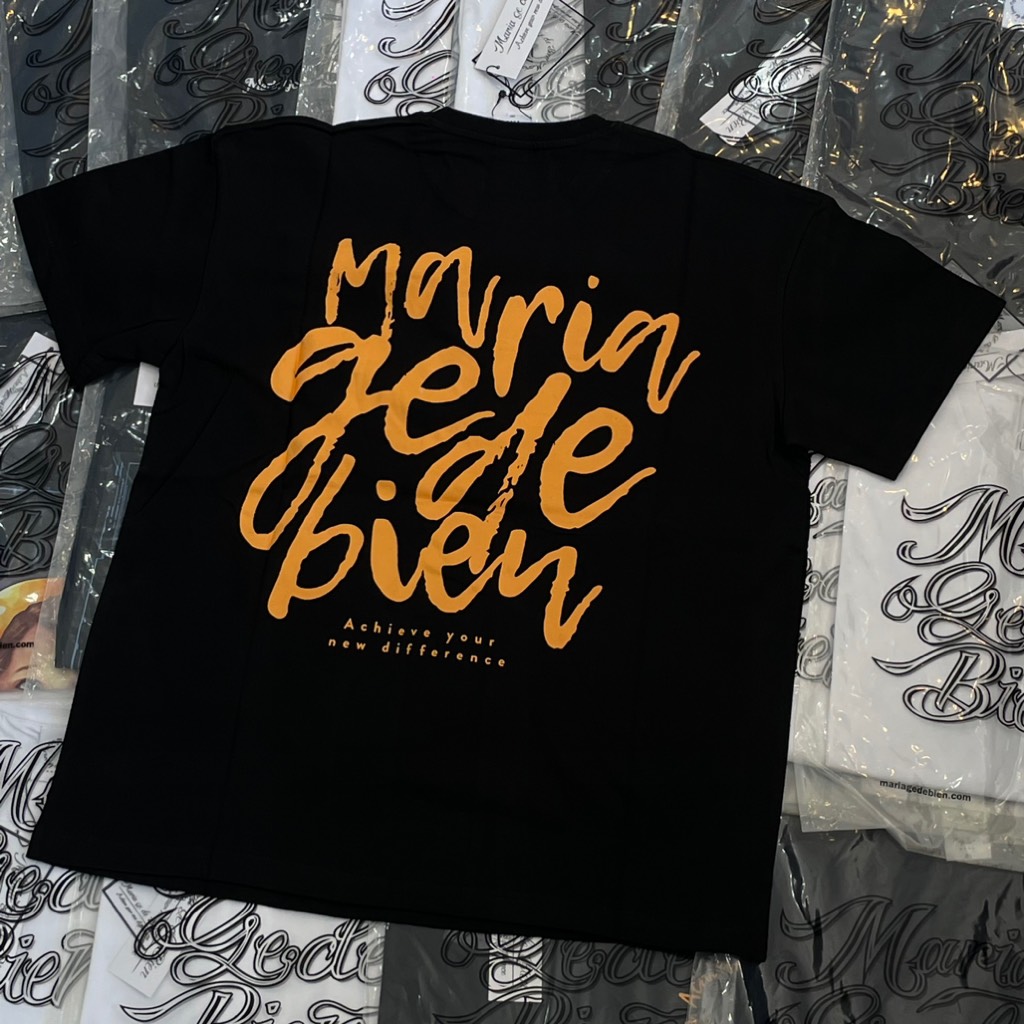Áo Maria Ge De Bien Đen Chữ Cam
