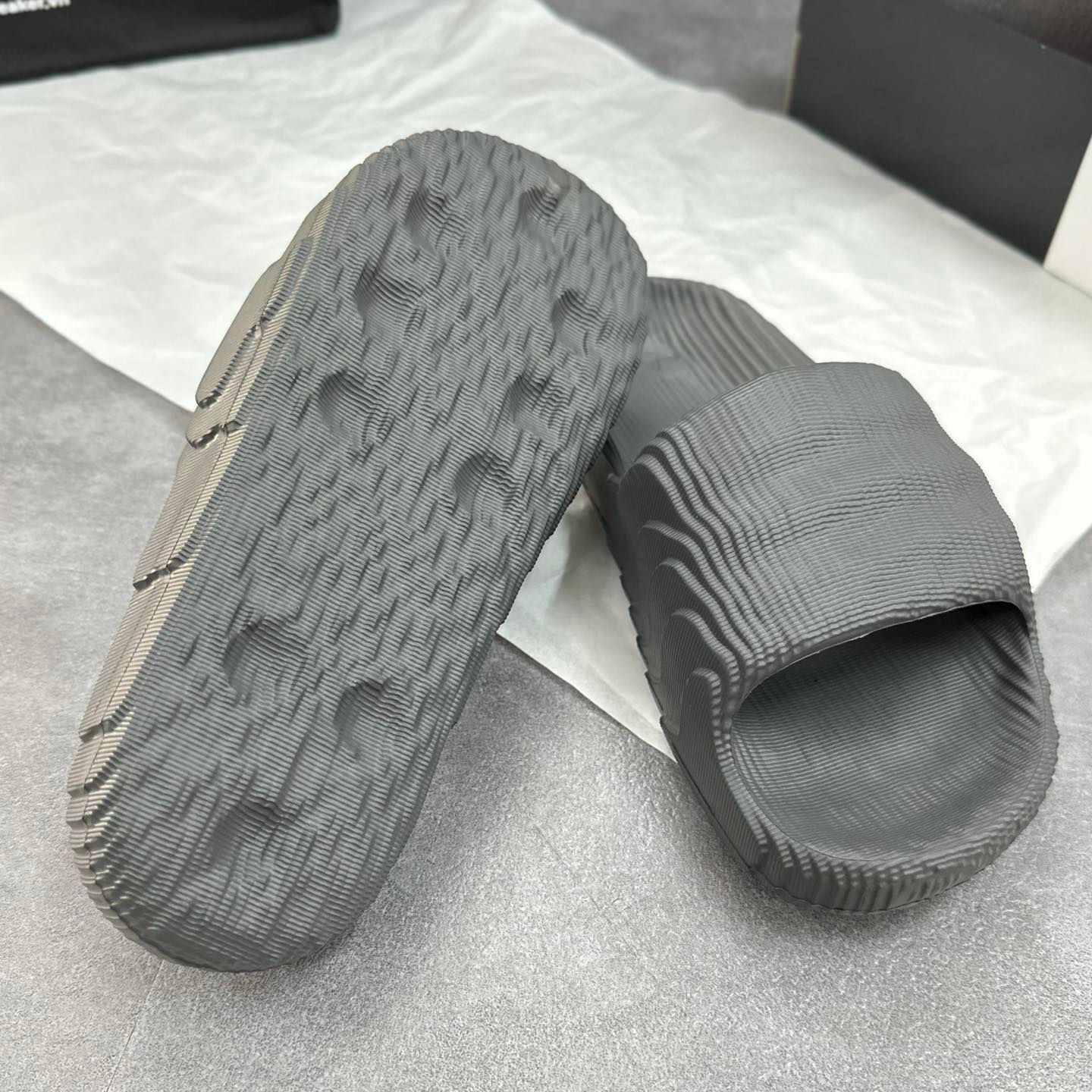 ADIDAS Adilette 22 GREY HP6522