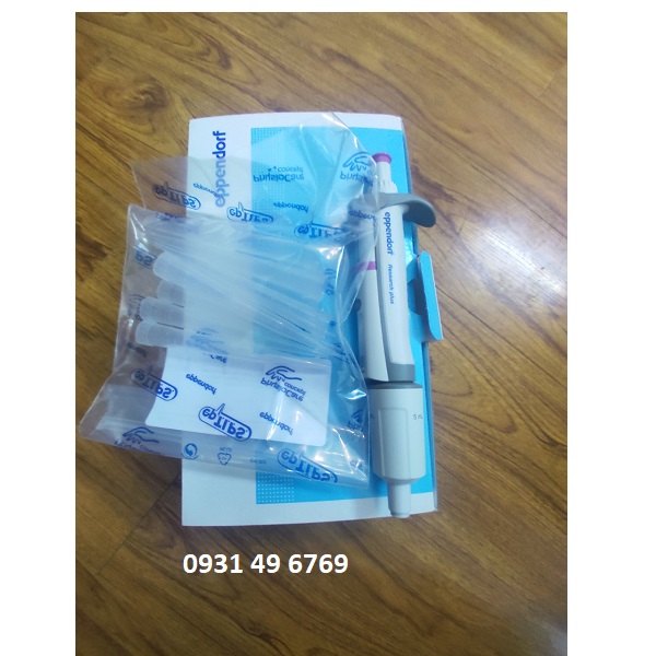 micropipet-eppendorf-dơn-kenh-dung-tich-thay-doi-0,5-5ml