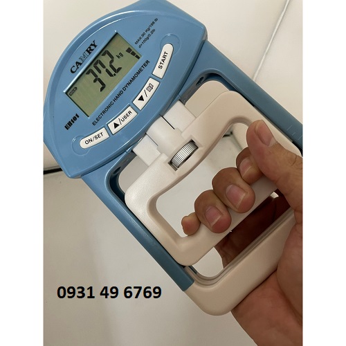 luc-ke-bop-tay-dien-tu-camry-eh101