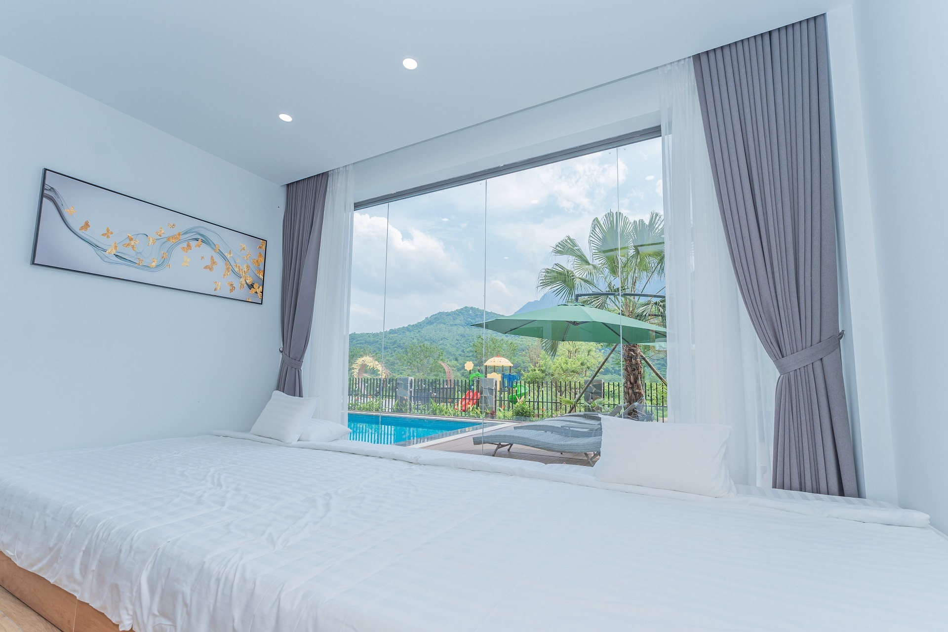 Nguyên tầng 1 - nhà 5 tầng