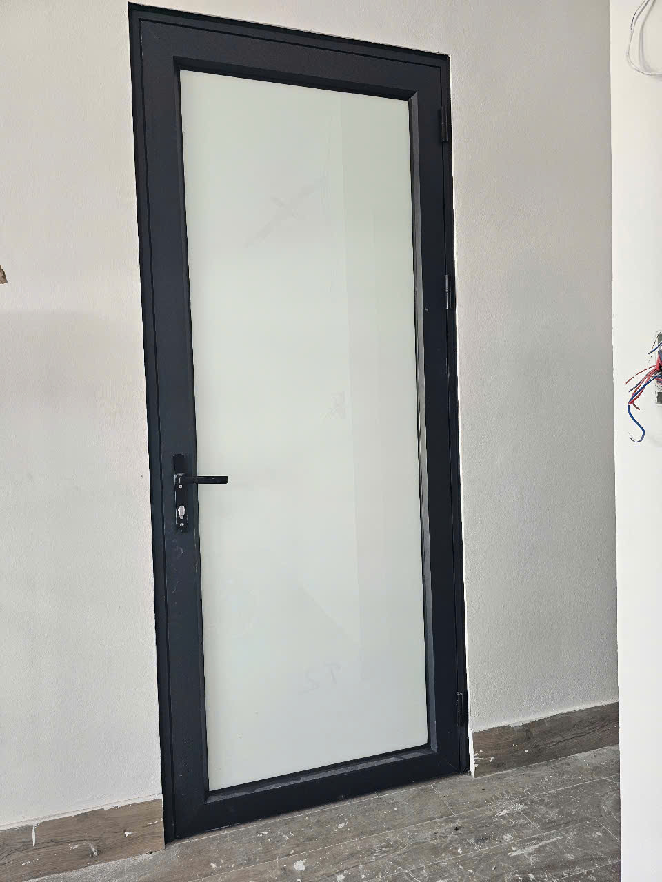 Hệ cửa đi và cửa sổ 55 vát cạnh trơn