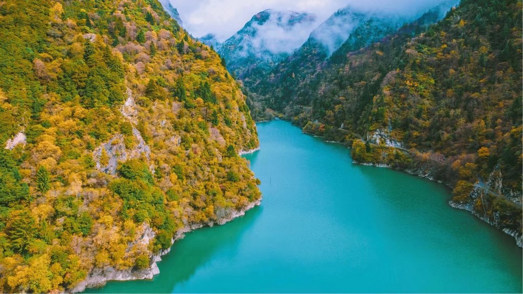 Du lịch Trung Quốc [Nam Ninh - Thành Đô - Cửu Trại Câu - Hoàng Long - Lạc Sơn Đại Phật]