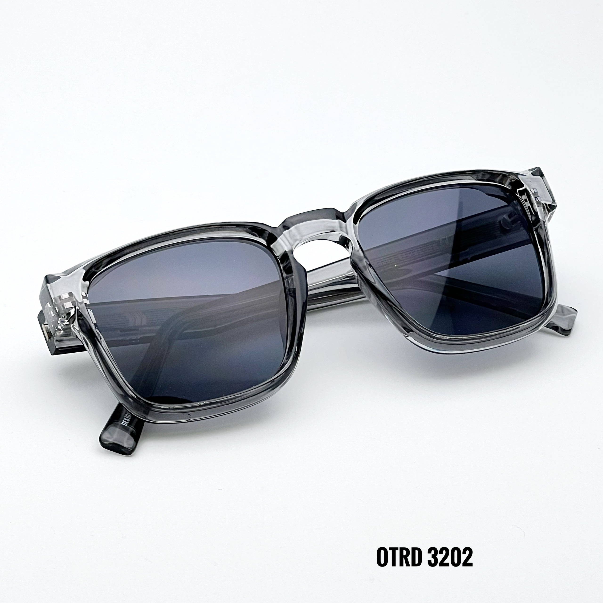 GỌNG KÍNH MÁT OTRD BEE3202