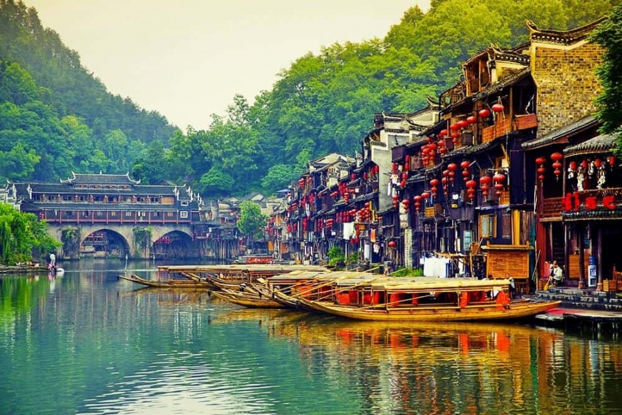 Tour Trung Quốc 5N4Đ: Trương Gia Giới - Phượng Hoàng Cổ Trấn