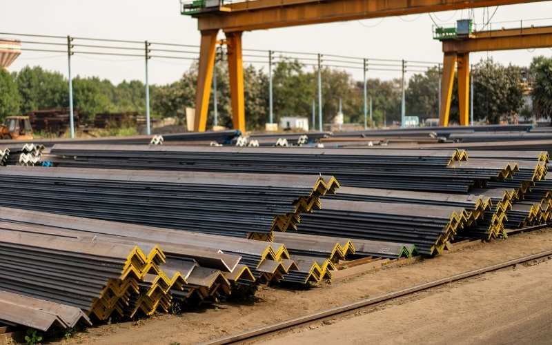 DỰ BÁO GIÁ VẬT LIỆU XÂY DỰNG & NỘI THẤT 6 THÁNG CUỐI NĂM 2026