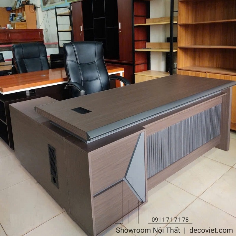 bàn làm việc giám đốc hiện đại, gam màu sang trọng 