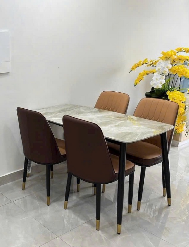 Bộ Bàn Ăn Mặt Đá 4 Người 2386S